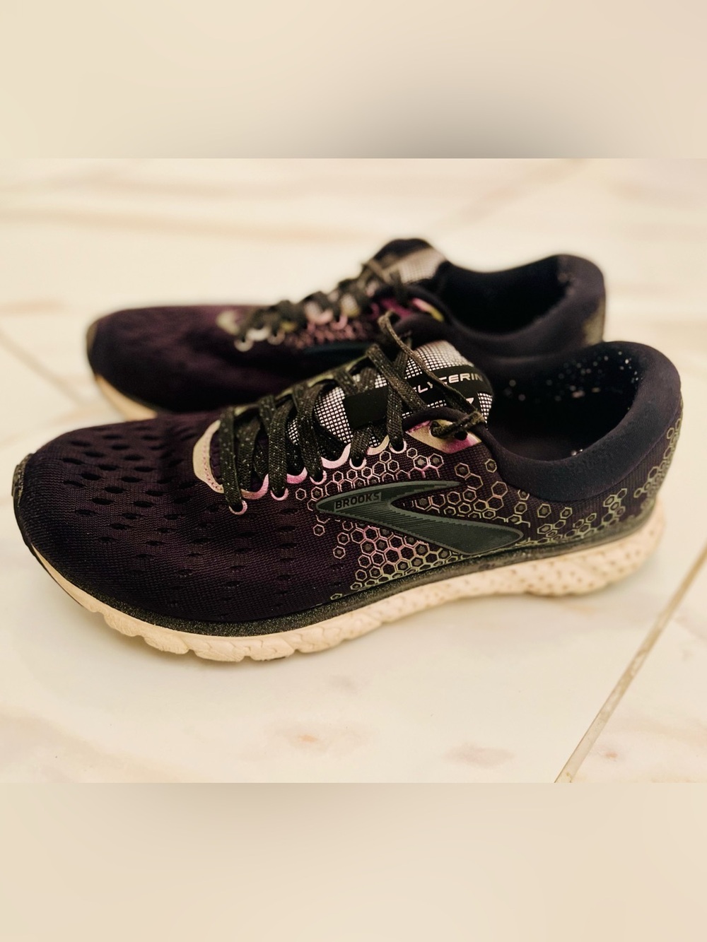 Brooks Glycerin 17 Women’s Running Shoes